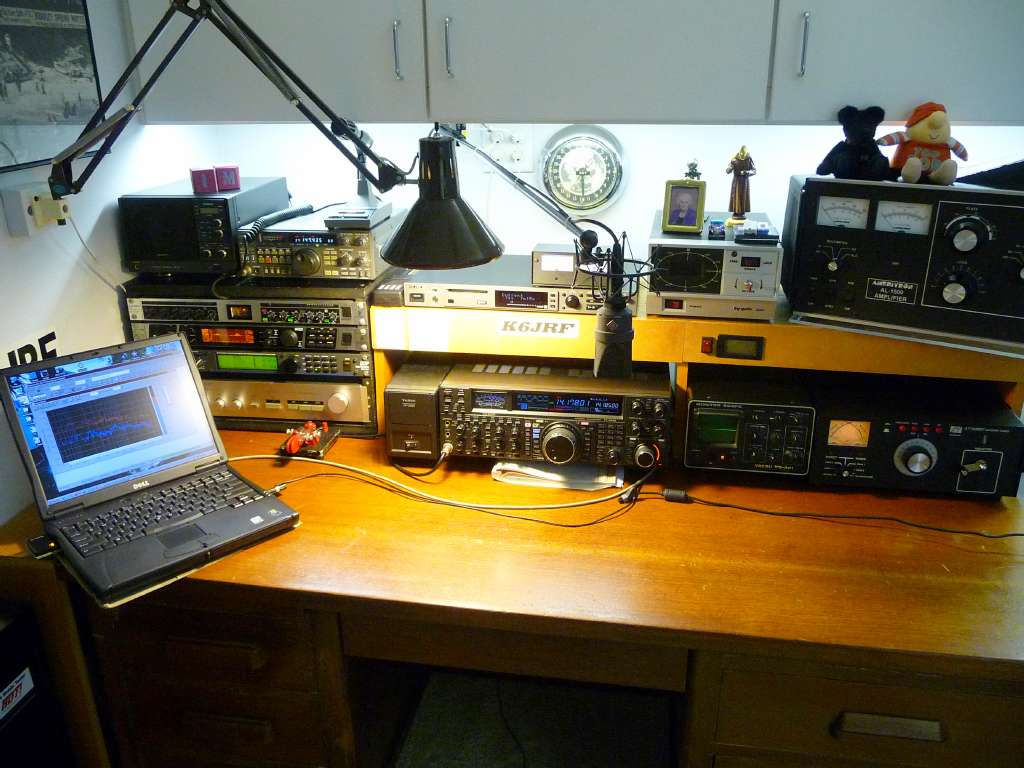 K6JRF's Operating Position